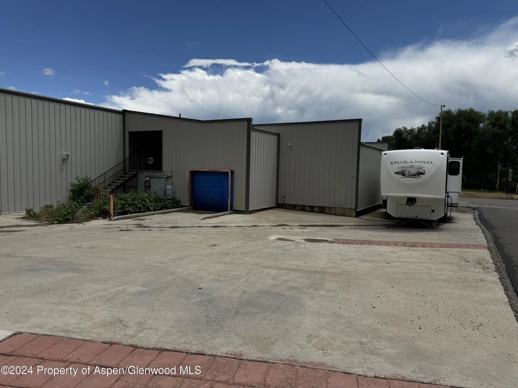 3 of 11 - 1085 Market Street, Meeker, CO