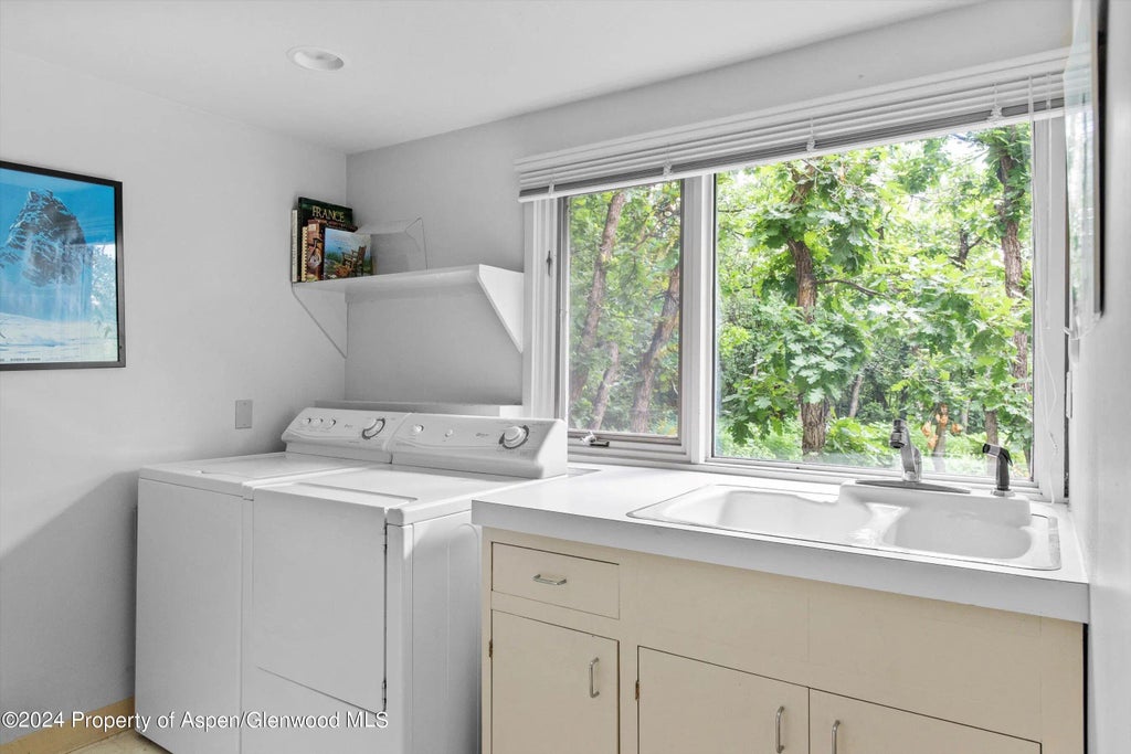 34 of 45 - 209 Larkspur Lane, Aspen, CO