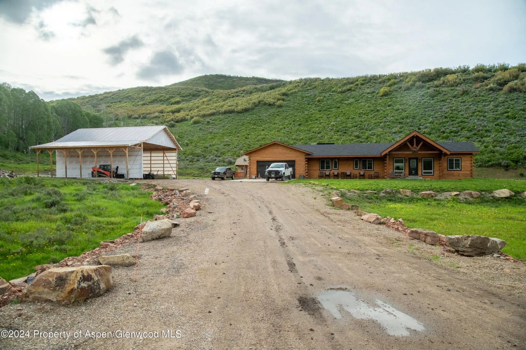 5 of 29 - 32771 County Road 27, Hayden, CO
