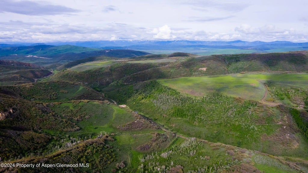 7 of 29 - 32771 County Road 27, Hayden, CO