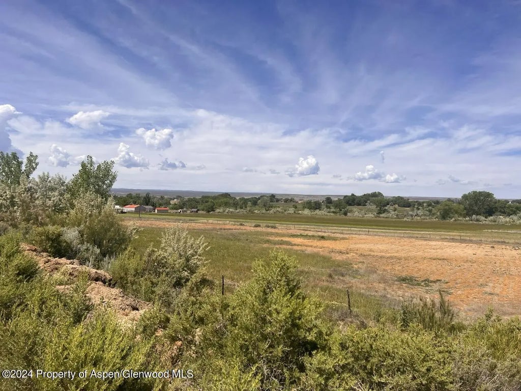 8 of 29 - 6617 5700 Road, Olathe, CO
