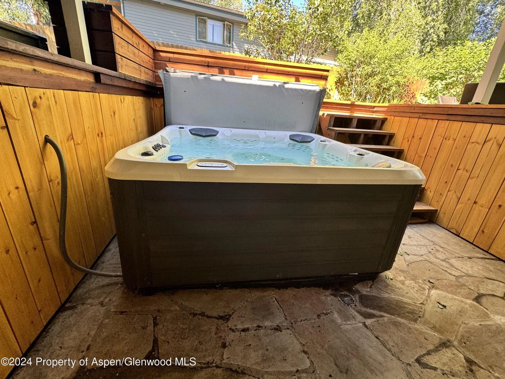 33 of 38 - 1220 Alta Vista Drive, Aspen, CO