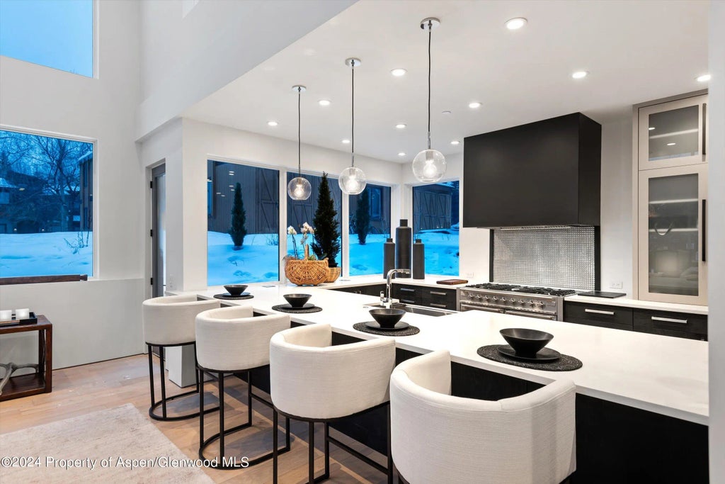 27 of 86 - 813 W Smuggler Street, Aspen, CO