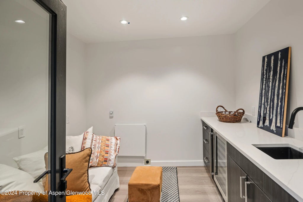 45 of 86 - 813 W Smuggler Street, Aspen, CO