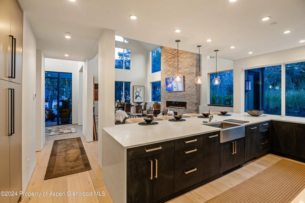 49 of 86 - 813 W Smuggler Street, Aspen, CO