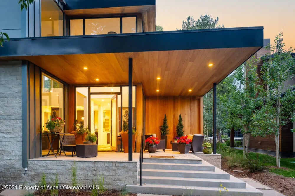 66 of 86 - 813 W Smuggler Street, Aspen, CO