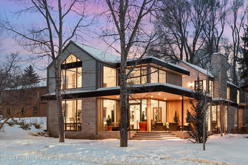 7 of 86 - 813 W Smuggler Street, Aspen, CO