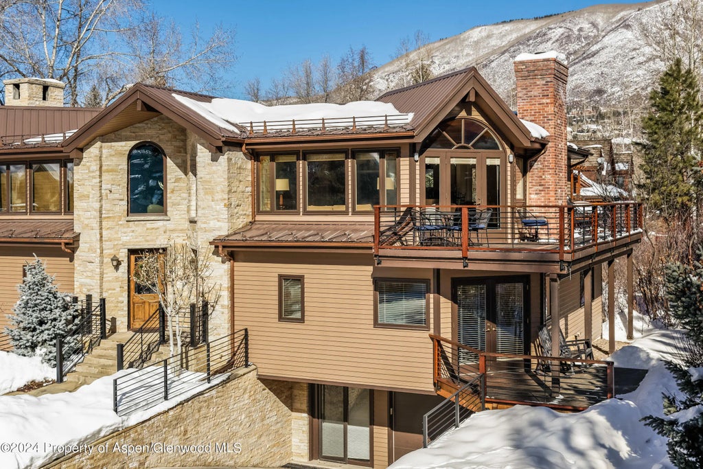 2 of 17 - 1006 E Hyman Avenue B, Aspen, CO