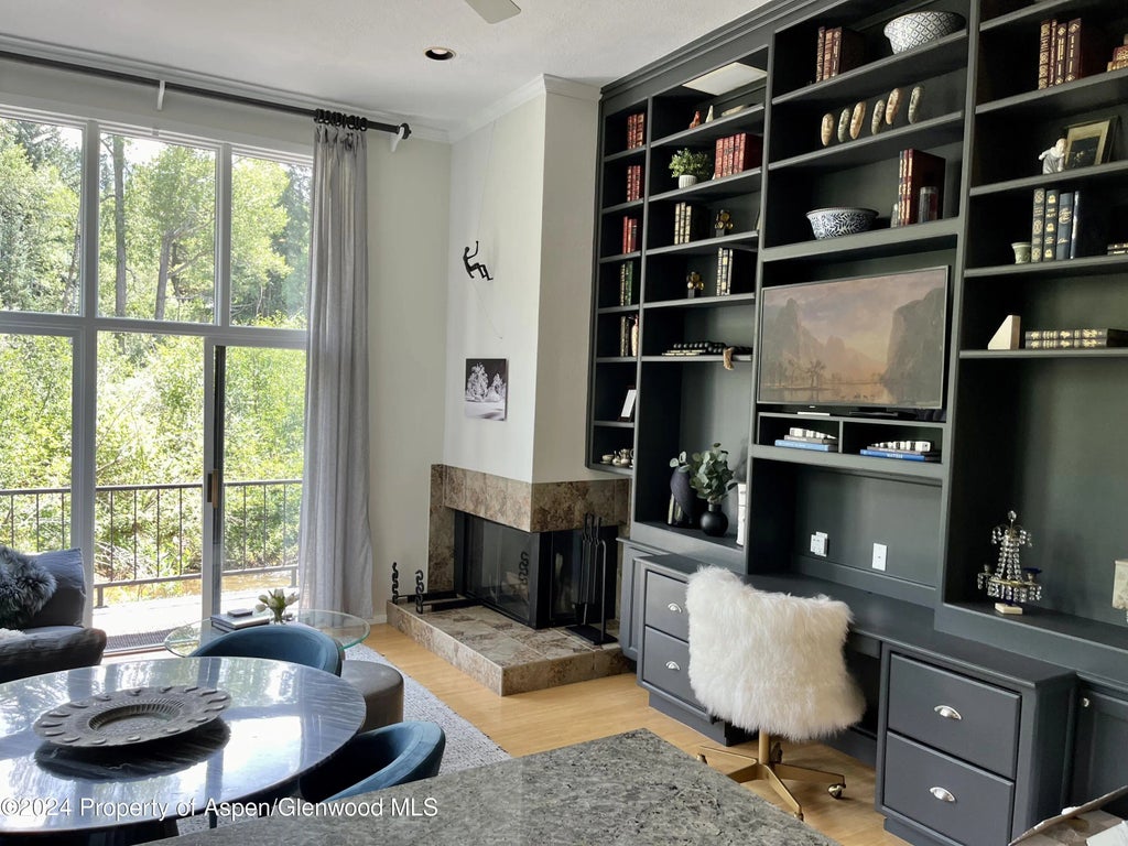 2 of 15 - 1050 Waters Avenue Unit 9, Aspen, CO