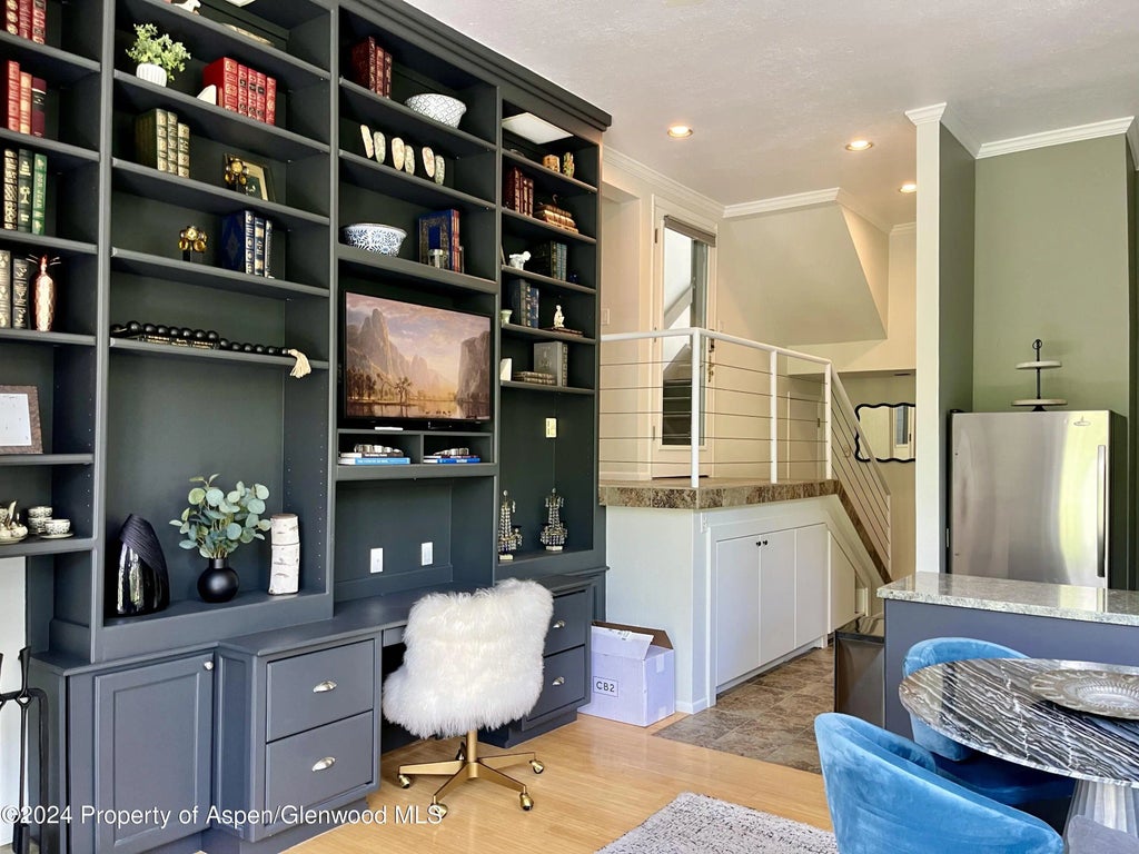 9 of 15 - 1050 Waters Avenue Unit 9, Aspen, CO