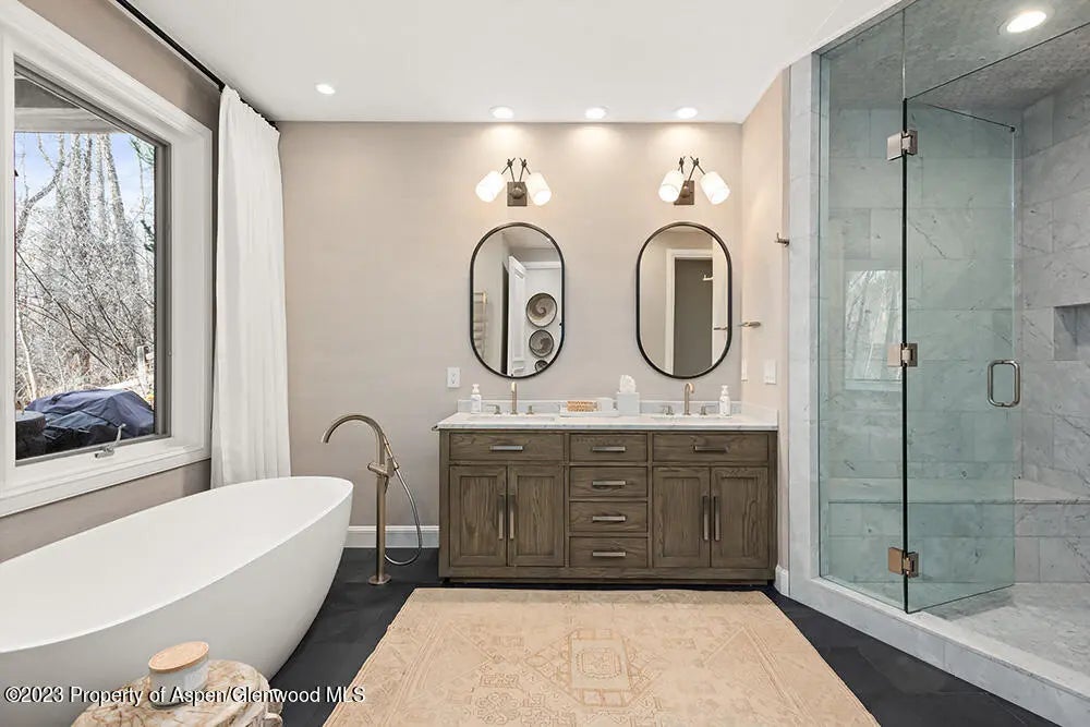 17 of 28 - 345 Park Avenue, Aspen, CO