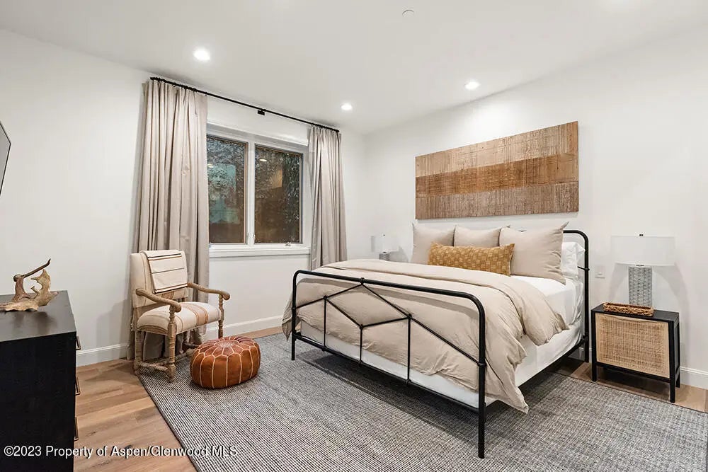 18 of 28 - 345 Park Avenue, Aspen, CO