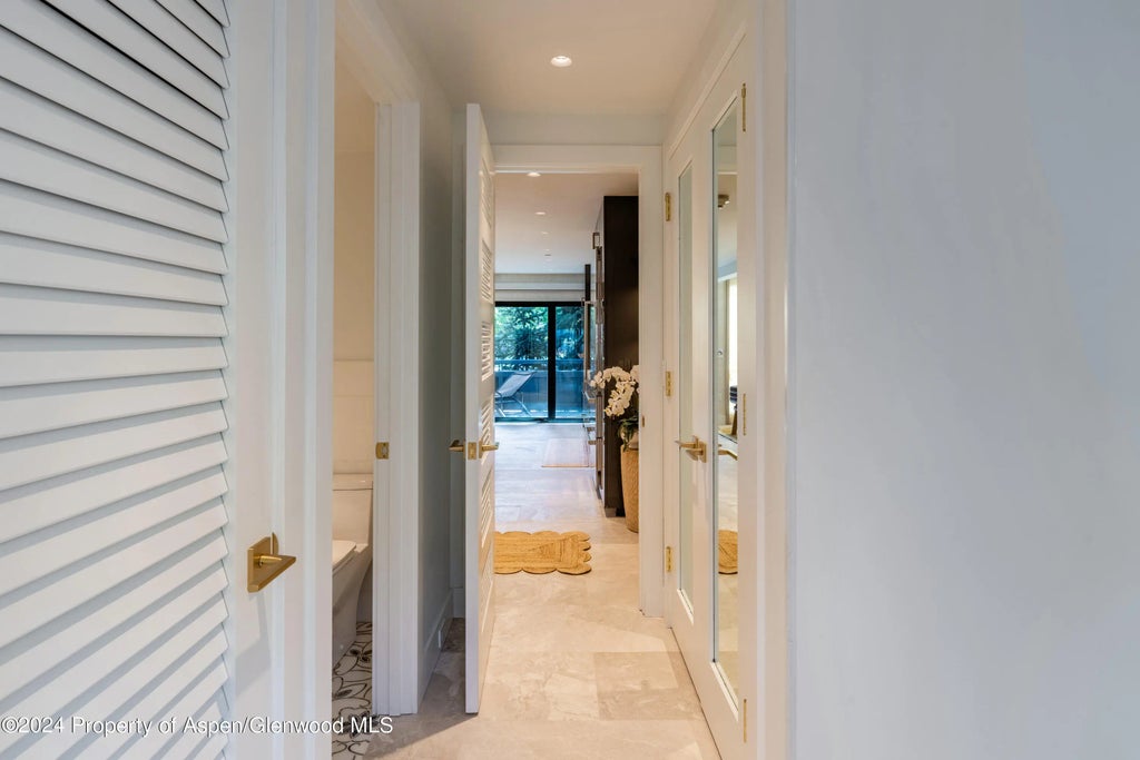 18 of 29 - 617 E Cooper Avenue 110, Aspen, CO