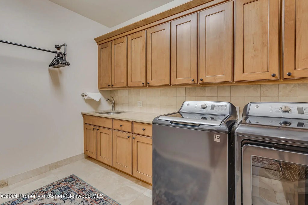 37 of 51 - 138 Club Lodge Drive, Carbondale, CO