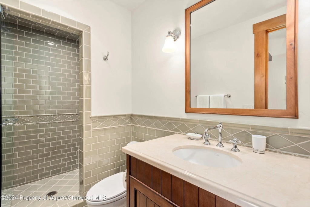 19 of 39 - 1432 Sierra Vista Drive, Aspen, CO