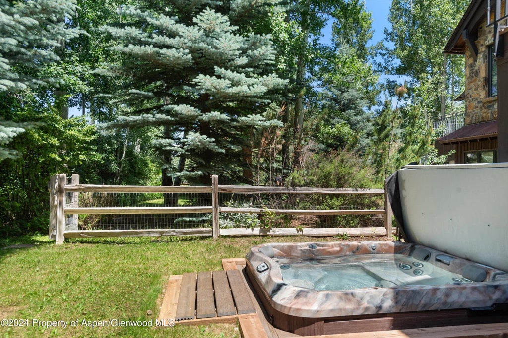 4 of 39 - 1432 Sierra Vista Drive, Aspen, CO
