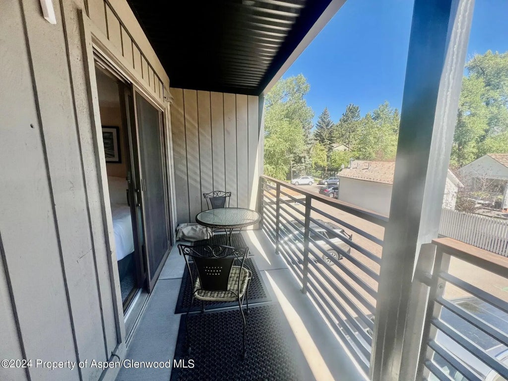 2 of 16 - 210 E Cooper Avenue 2d, Aspen, CO