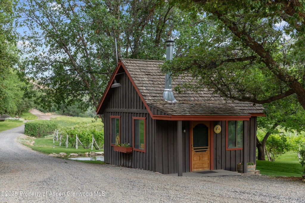 9 of 32 - 34074 Fruitland Mesa Road, Crawford, CO