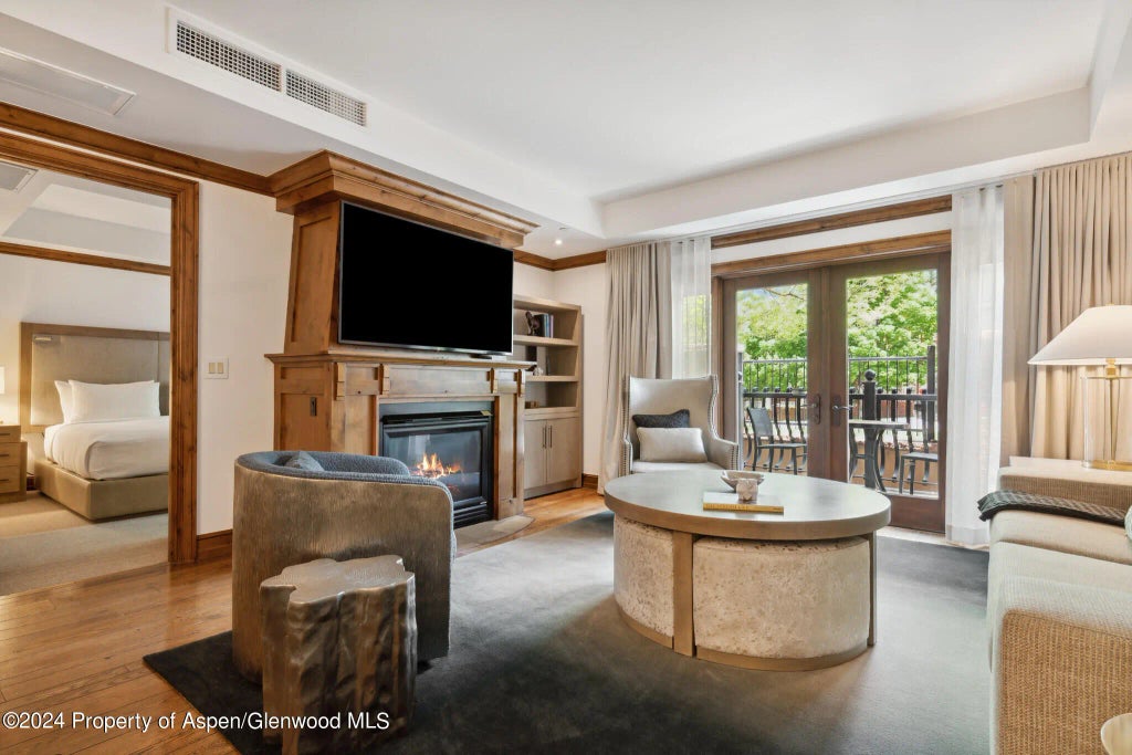 2 of 14 - 415 E Dean St, Unit 23b, Week 26, Aspen, CO
