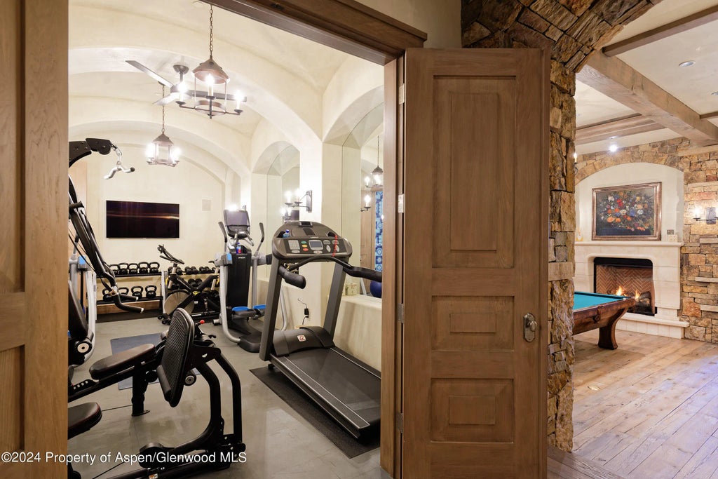 30 of 69 - 465 Thunderbowl Lane, Aspen, CO