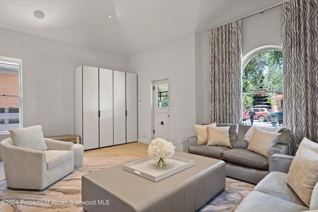 14 of 49 - 105 E Hallam Street, Aspen, CO