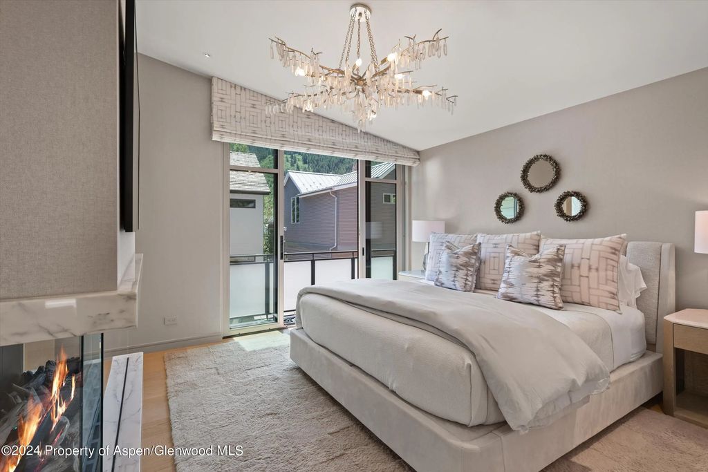 15 of 49 - 105 E Hallam Street, Aspen, CO