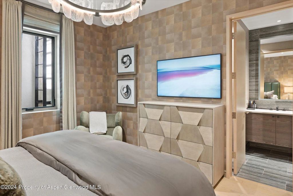 21 of 49 - 105 E Hallam Street, Aspen, CO