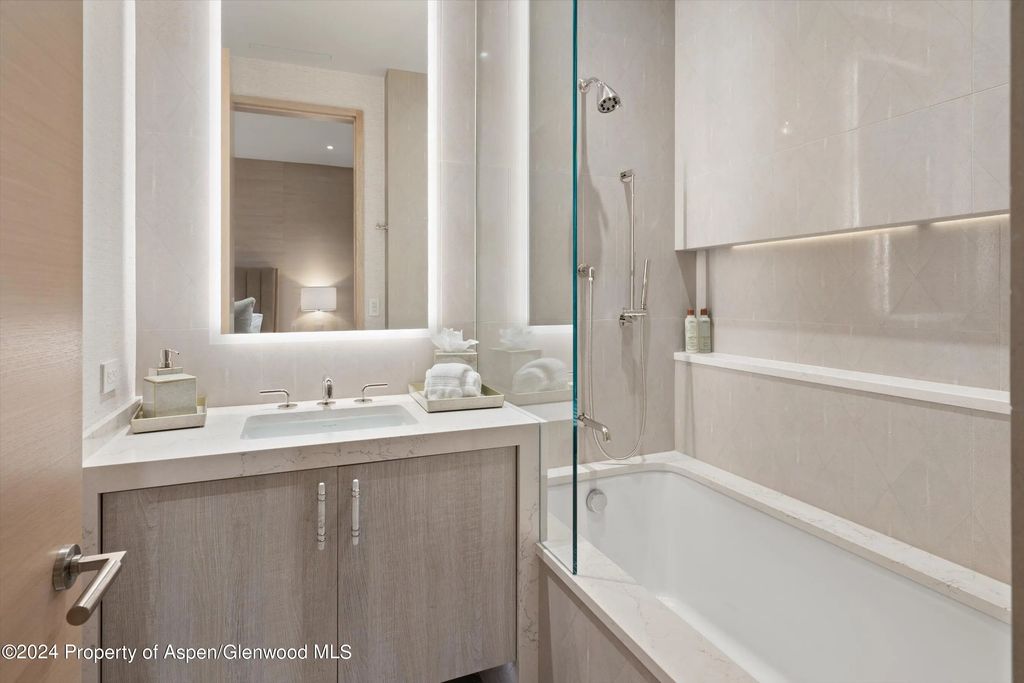 26 of 49 - 105 E Hallam Street, Aspen, CO