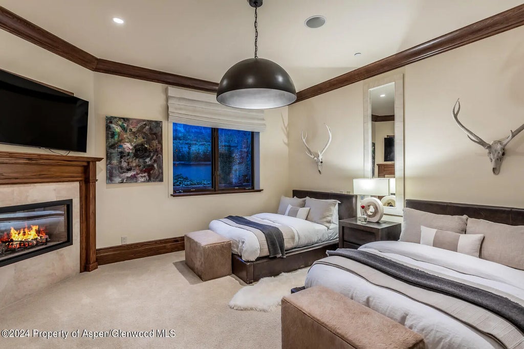 35 of 67 - 761 Moore Drive, Aspen, CO
