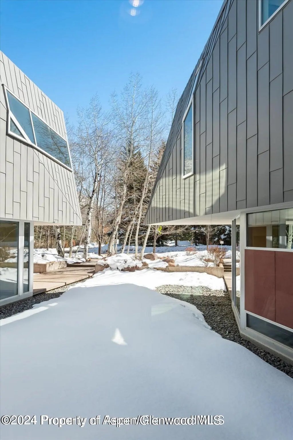 27 of 46 - 1015 Cemetery Lane, Aspen, CO