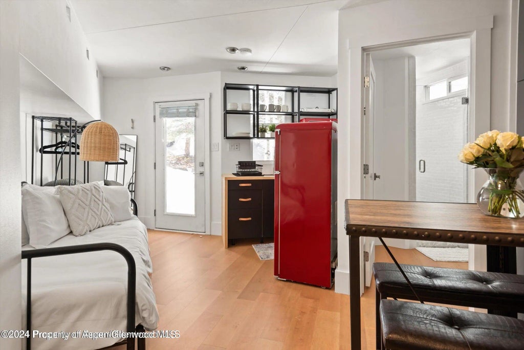 37 of 46 - 1015 Cemetery Lane, Aspen, CO