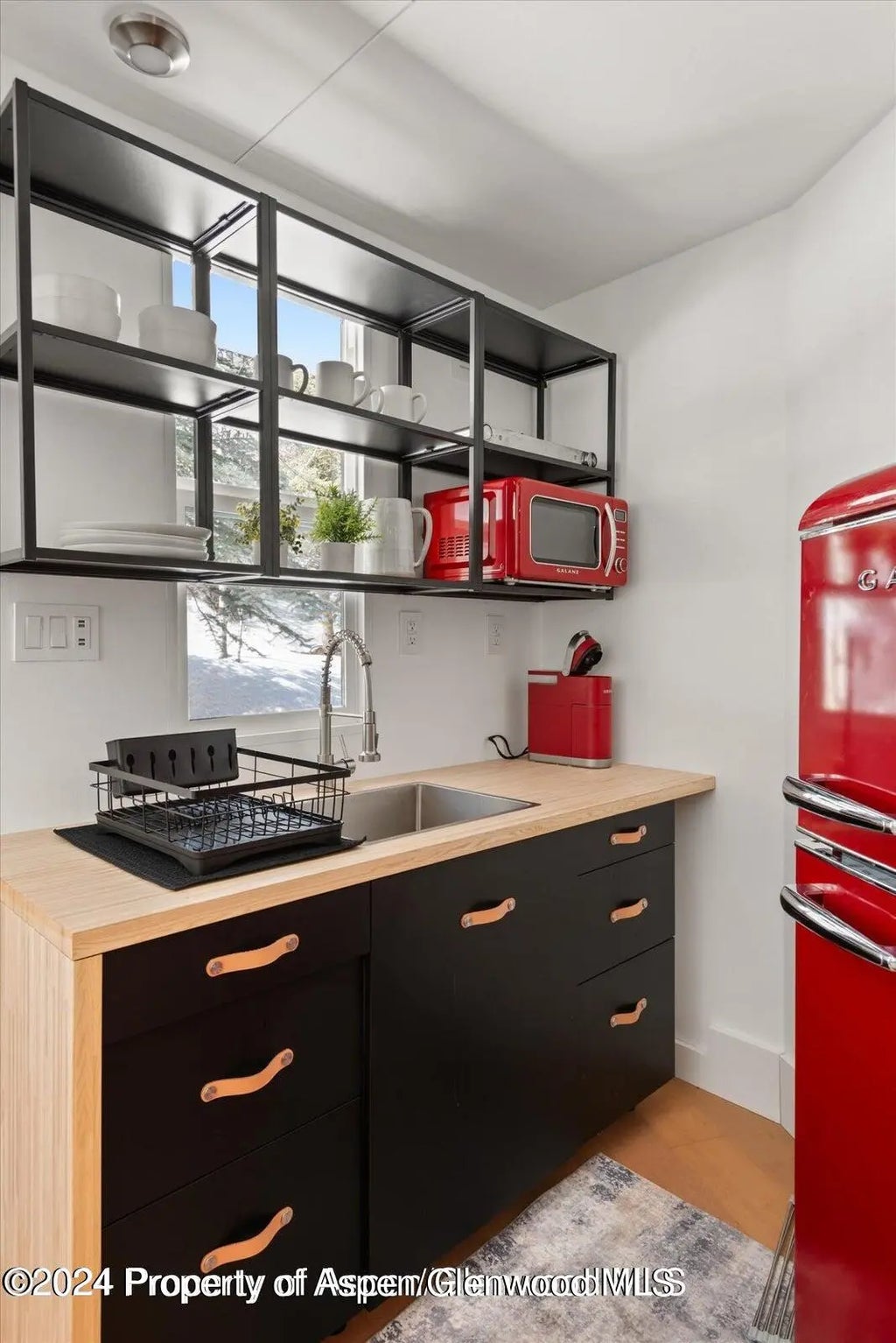 38 of 46 - 1015 Cemetery Lane, Aspen, CO