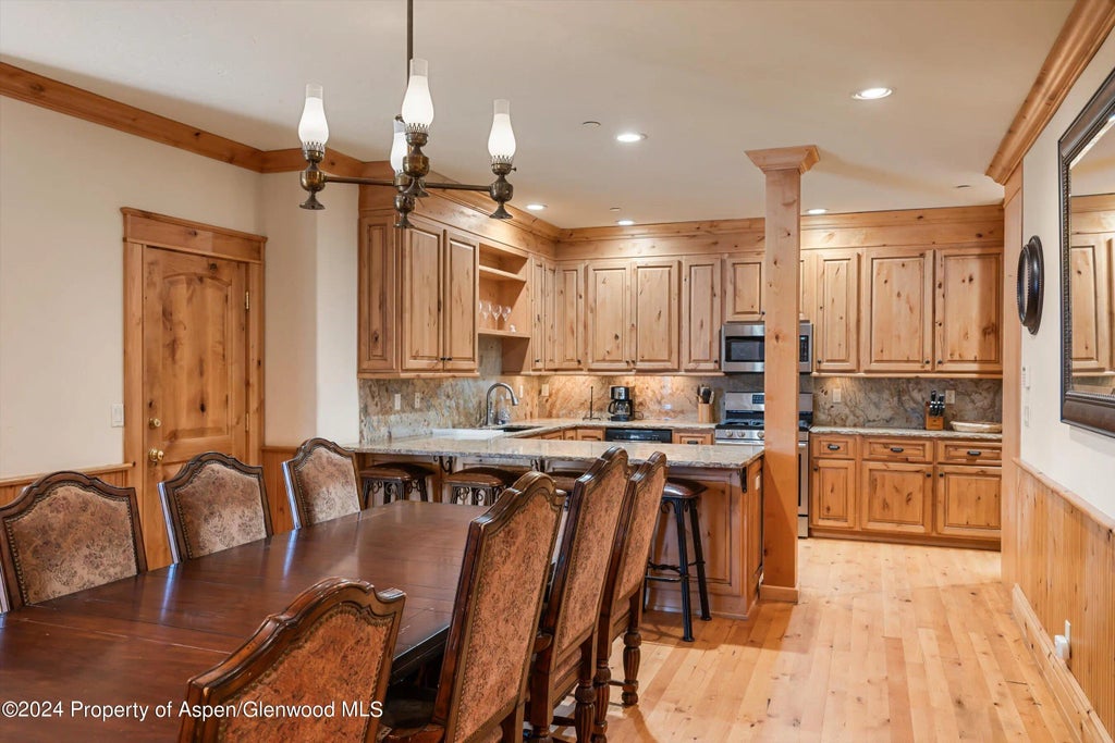7 of 26 - 35 Pitkin Mesa Drive, Aspen, CO