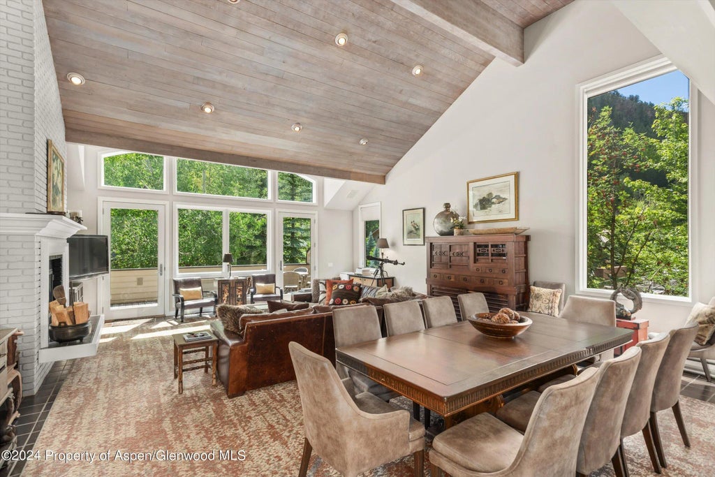 10 of 40 - 123 W Hyman Avenue Unit A, Aspen, CO