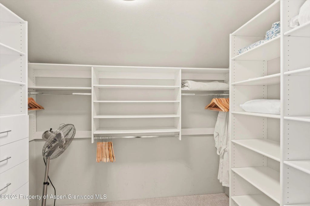 18 of 40 - 123 W Hyman Avenue Unit A, Aspen, CO