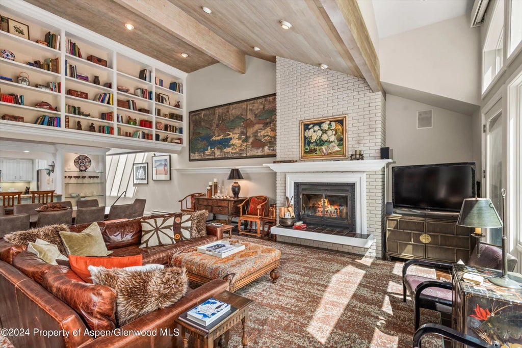 3 of 40 - 123 W Hyman Avenue Unit A, Aspen, CO