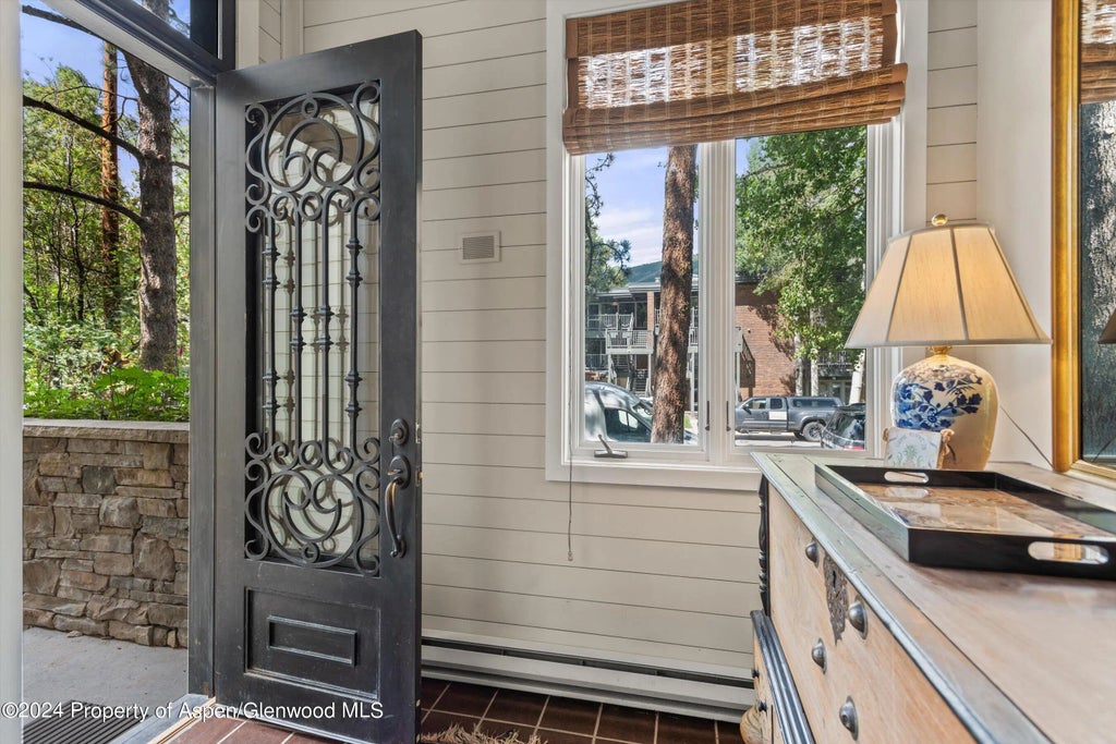 30 of 40 - 123 W Hyman Avenue Unit A, Aspen, CO
