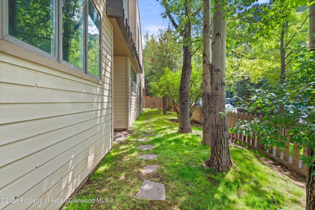 40 of 40 - 123 W Hyman Avenue Unit A, Aspen, CO