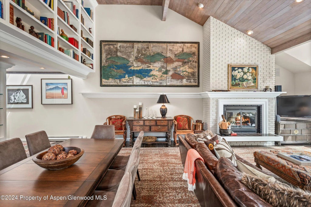 8 of 40 - 123 W Hyman Avenue Unit A, Aspen, CO