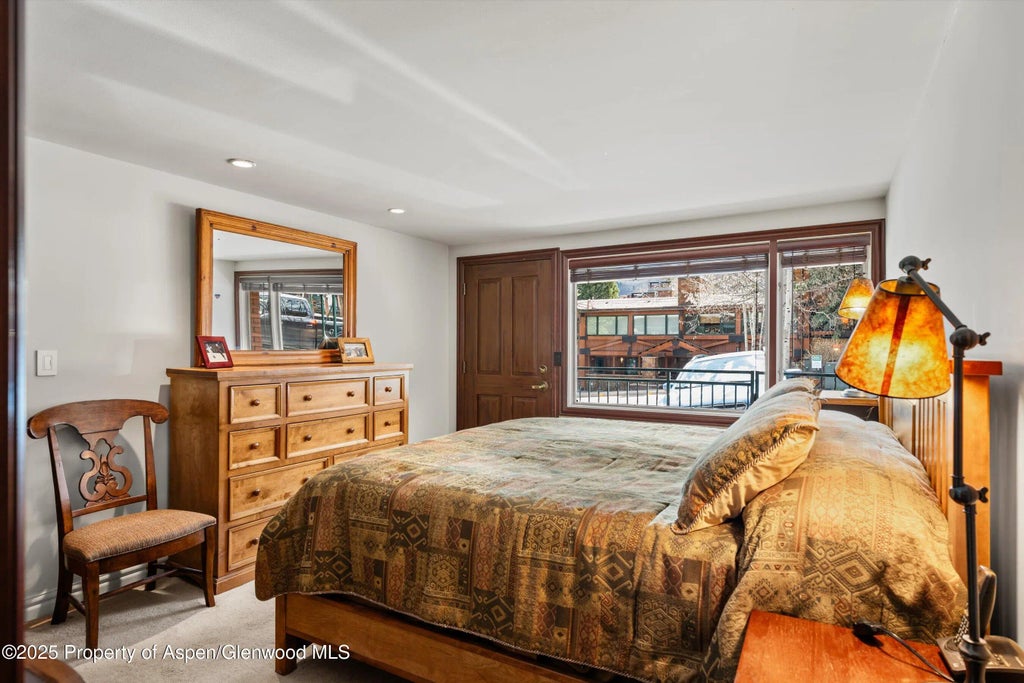 7 of 17 - 731 S Mill Street 2c, Aspen, CO