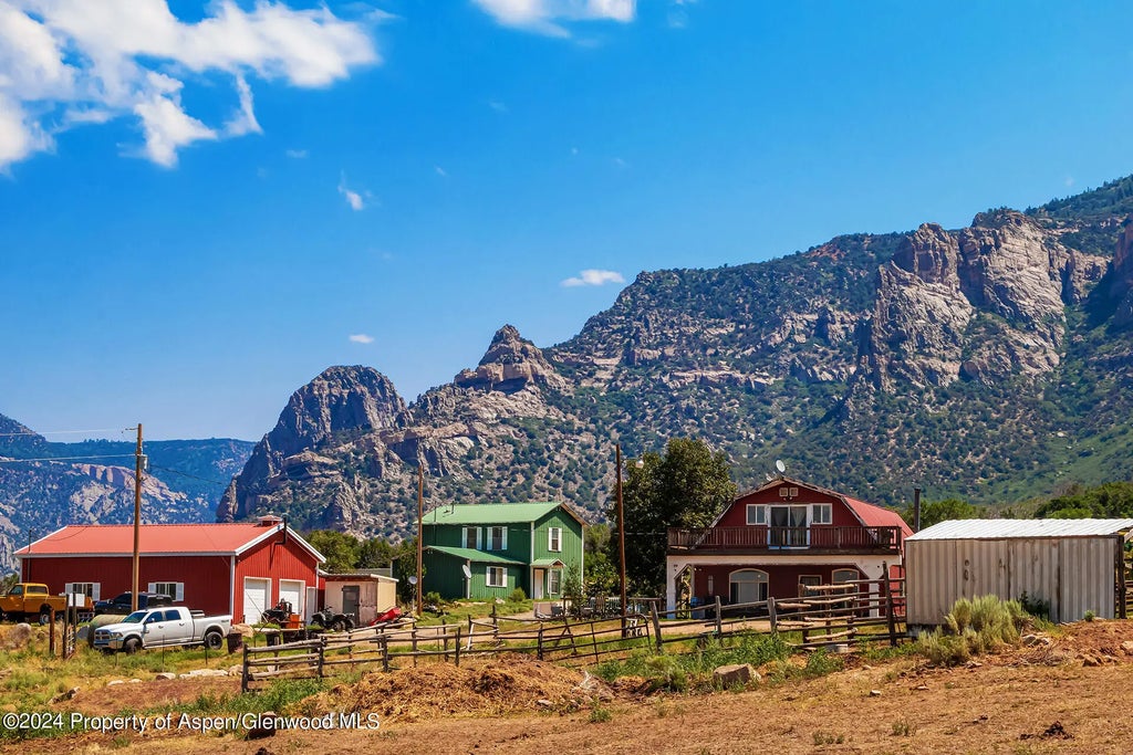 23 of 85 - 26101 & 24 Highway 141, Whitewater, CO