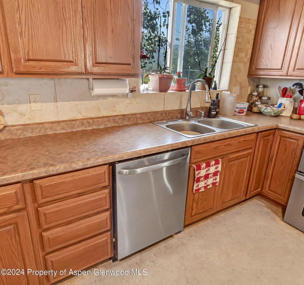 60 of 85 - 26101 & 24 Highway 141, Whitewater, CO