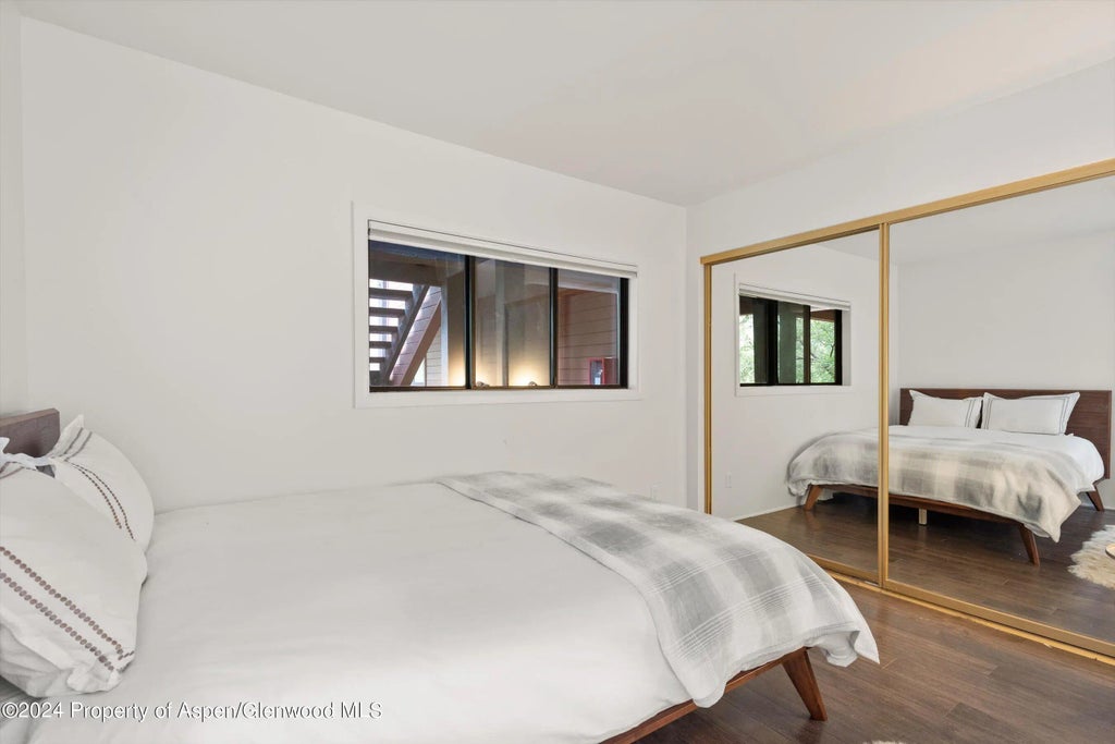 11 of 16 - 1326 Vine Street 1326, Aspen, CO