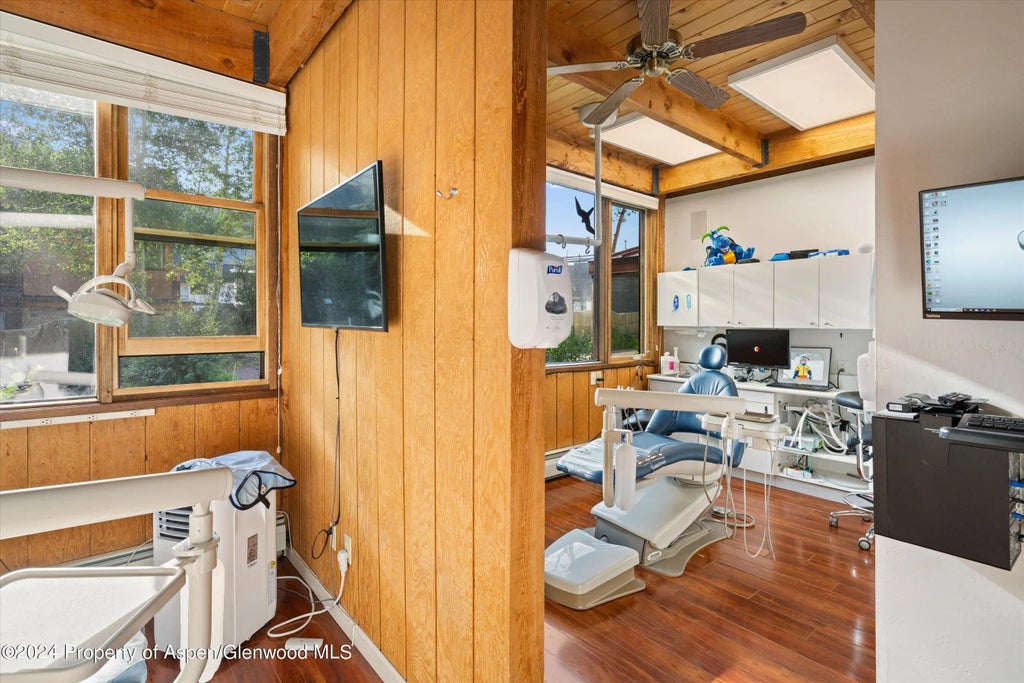 16 of 39 - 1280 Ute Avenue, Aspen, CO