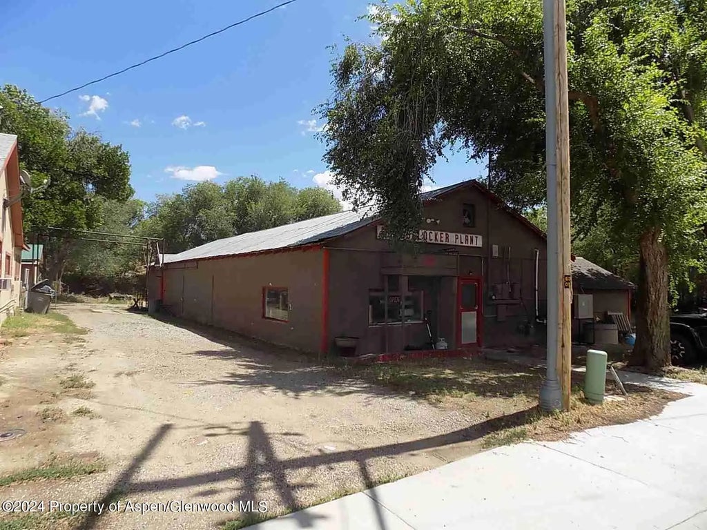 1 of 9 - 140 S 8th Street, Silt, CO