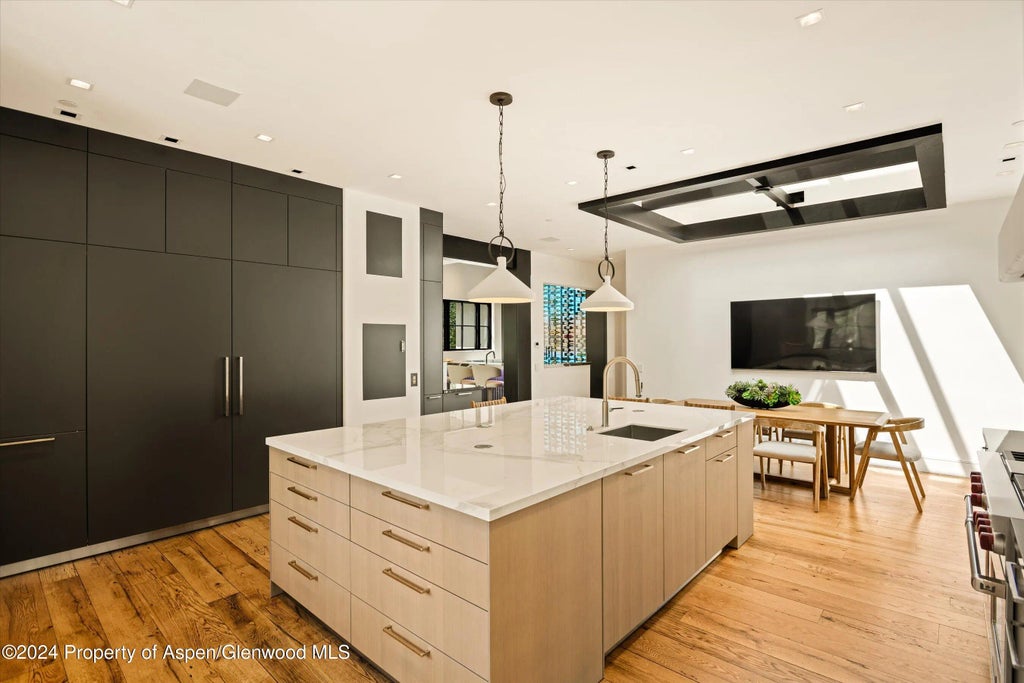 10 of 49 - 137 Westview Drive, Aspen, CO