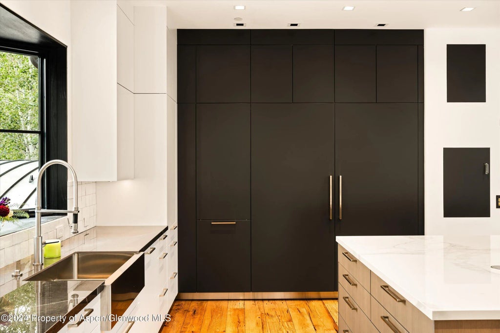 11 of 49 - 137 Westview Drive, Aspen, CO