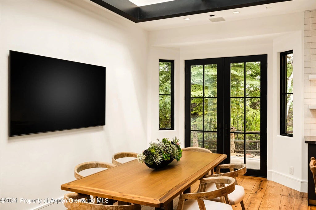 13 of 49 - 137 Westview Drive, Aspen, CO