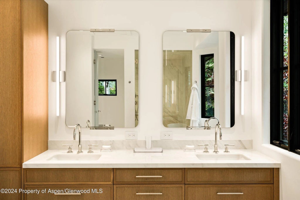 17 of 49 - 137 Westview Drive, Aspen, CO