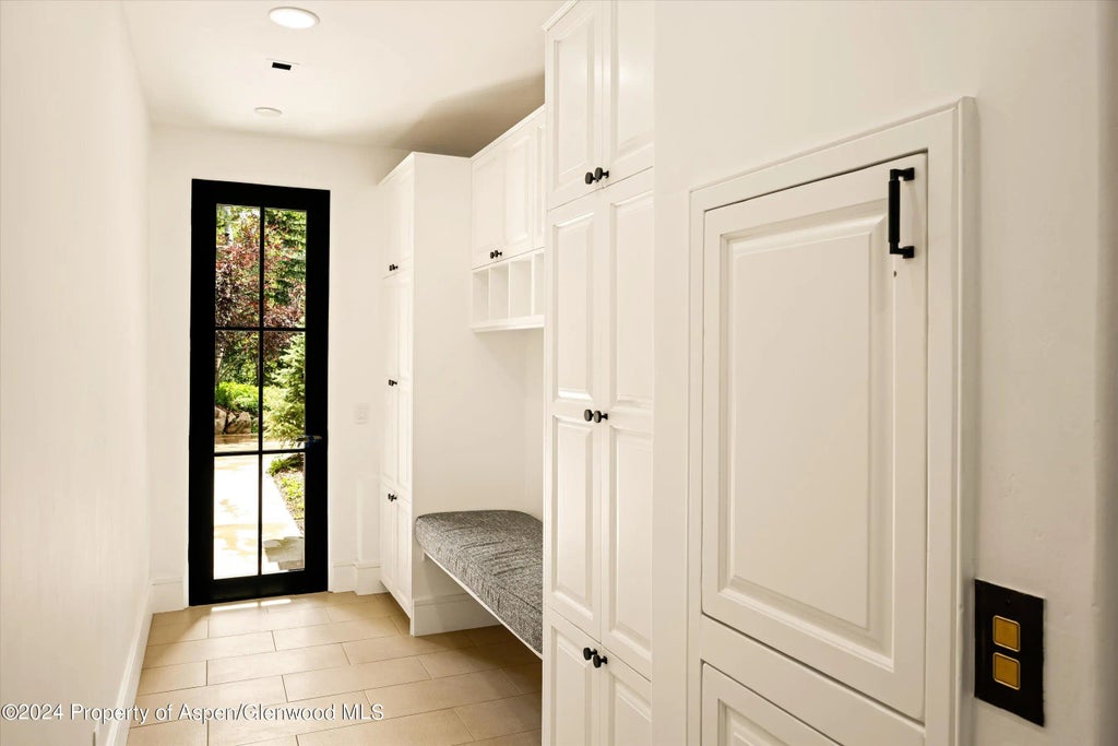 41 of 49 - 137 Westview Drive, Aspen, CO